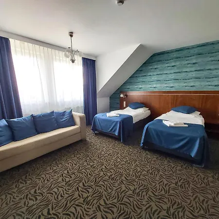 阿兹尔酒店 酒店 3*