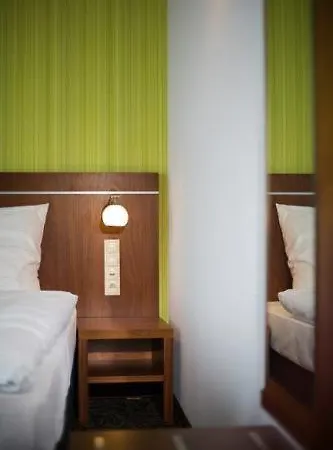 Hotel Azyl