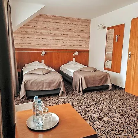 Azyl Hotel Kąty Wrocławskie