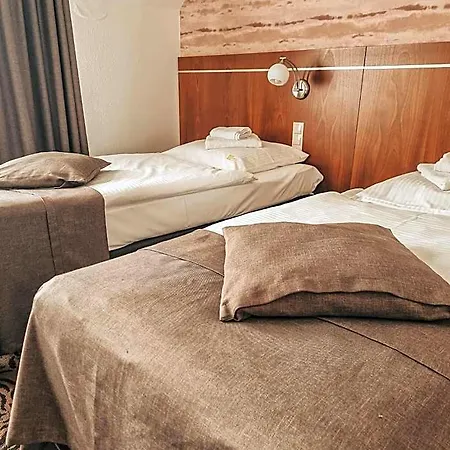 Hotel Azyl 3*