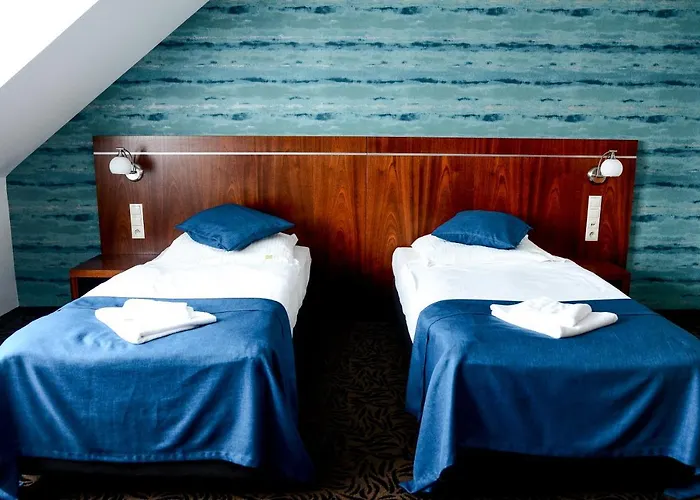 Azyl 3* Kąty Wrocławskie