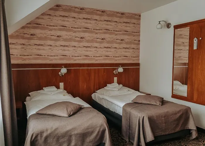 Azyl Kąty Wrocławskie