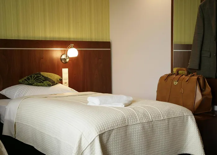 Azyl Kąty Wrocławskie